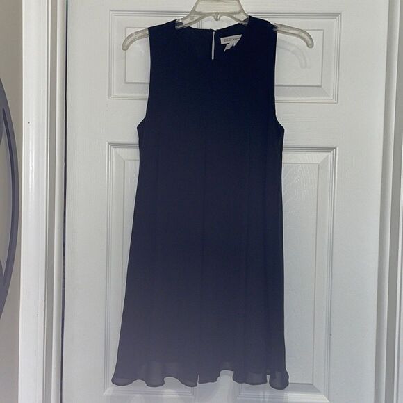 ✨BCBGeneration Black Sleeveless Swing Dress - Picture 1 of 5